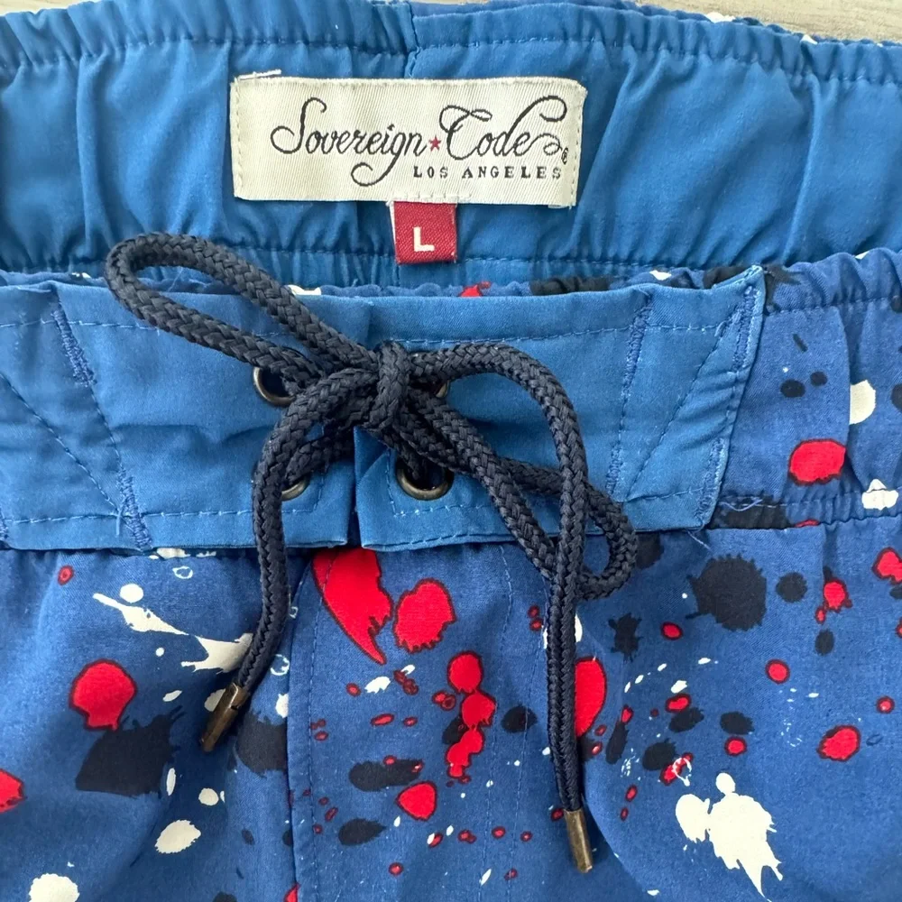 Sovereign Code Swim Trunks - Picture 3 of 4
